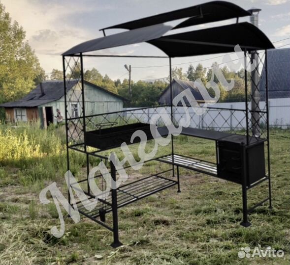 Мангал с крышей