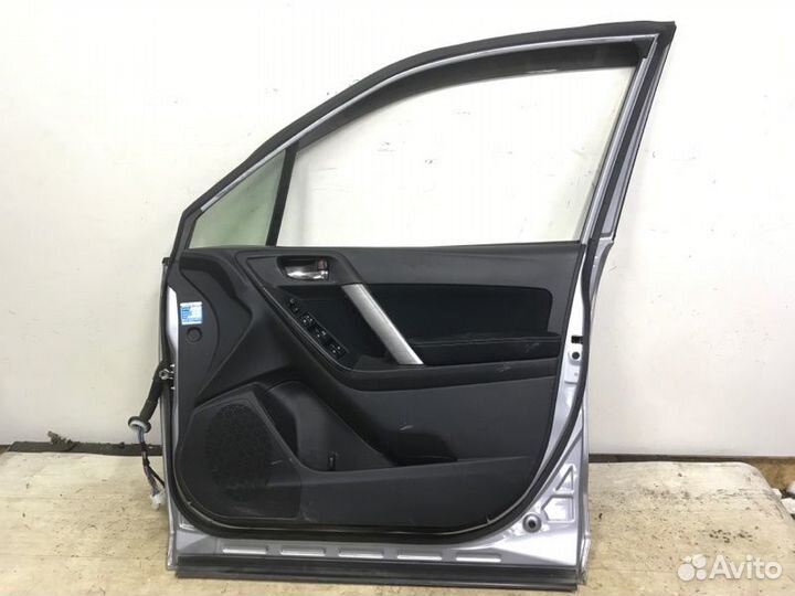 Дверь передняя правая Subaru Forester SJ