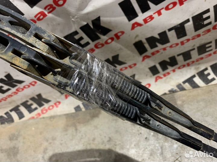 Поводок дворника передний Daewoo Nexia