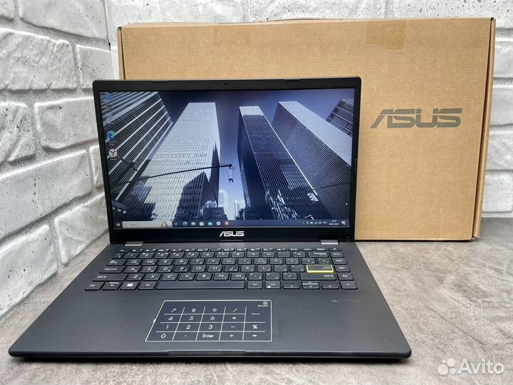 Ультрабук Asus VivoBook R410 c SSD 128Gb