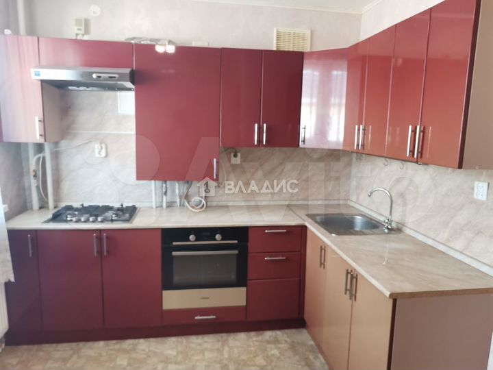 2-к. квартира, 50 м², 2/3 эт.