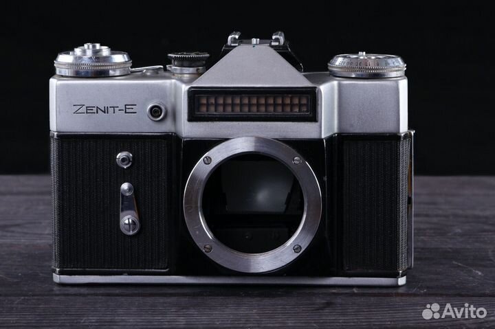 Фотоаппарат Зенит Е 1967 год кмз боди в ремонт