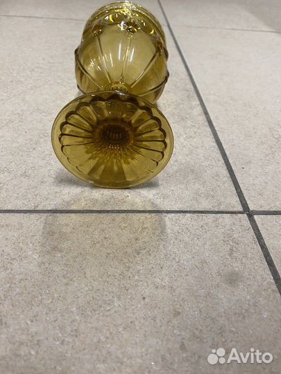 Старинные бокалы цветное стекло