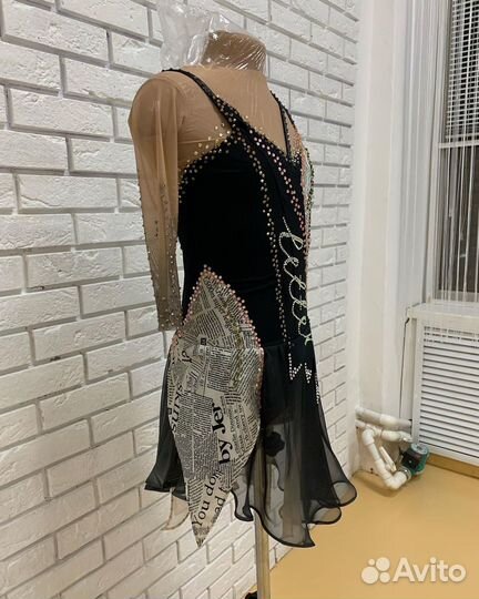 Платье для фигурного катания