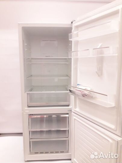 Холодильник с инвертором maunfeld MFF1857NFW