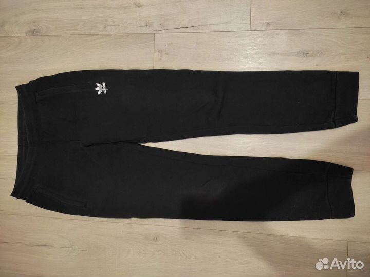 Спортивный костюм adidas