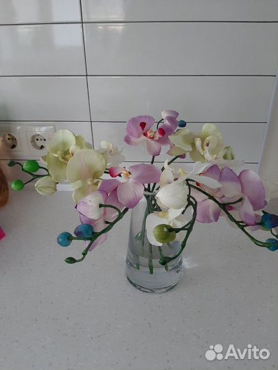 Декоративная ваза с цветами Fleurange