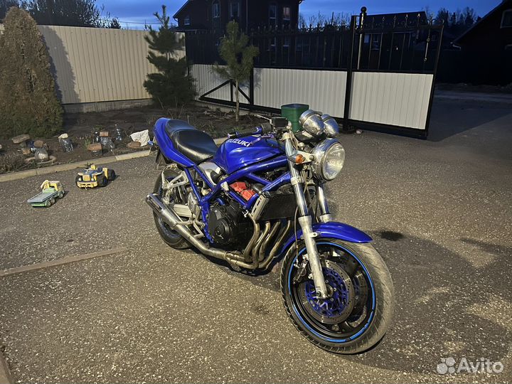 Suzuki Bandit 400V