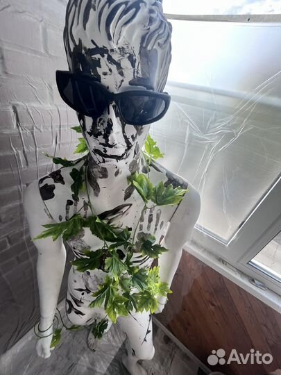 Арт обьект статуя