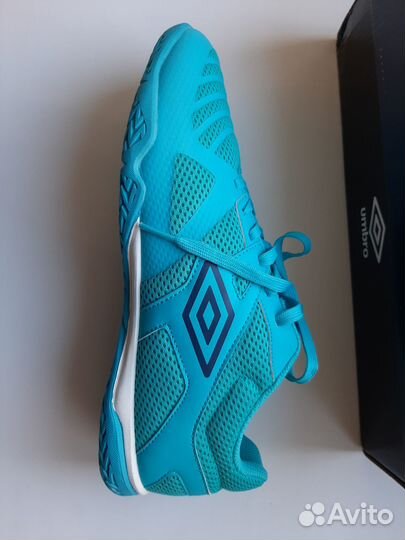 Кроссовки для зала Umbro