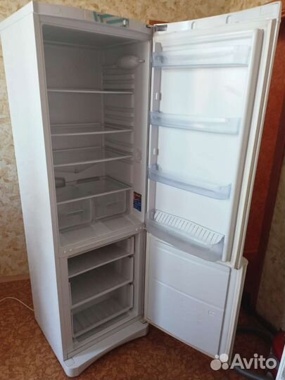 Холодильник бу indesit b18.025