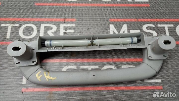 Ручка потолка передняя правая Mercedes-Benz