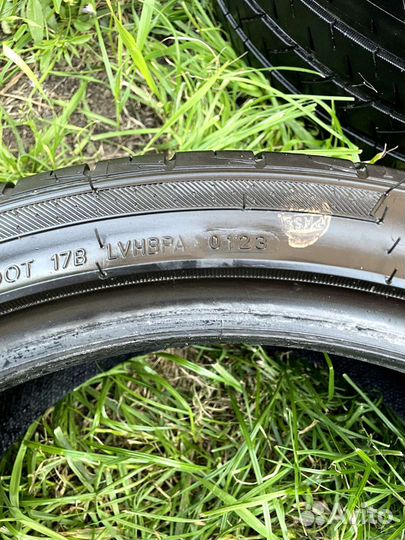 Arivo Ultra ARZ4 235/40 R18 W