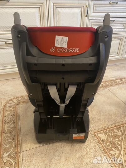 Детское автокресло Maxi-Cosi Tobi