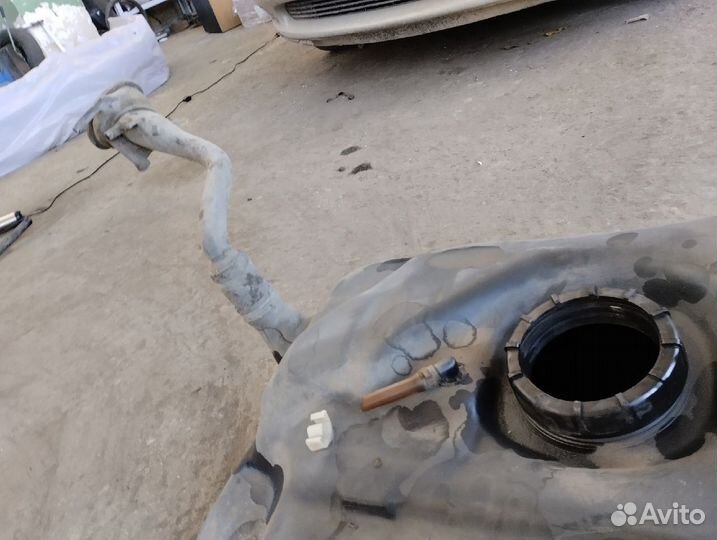 Бак топливный Volkswagen Passat B2