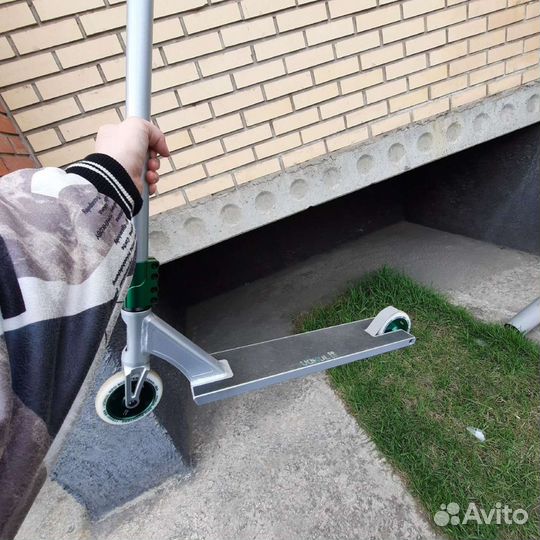 Трюковой самокат
