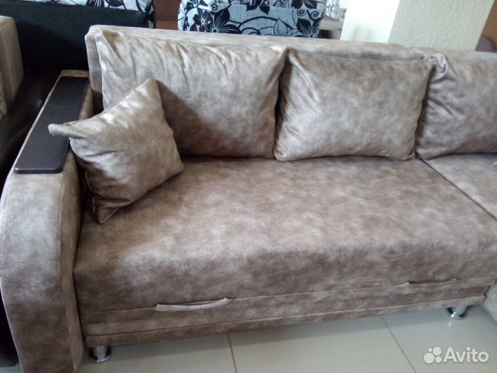 Диван угловой 