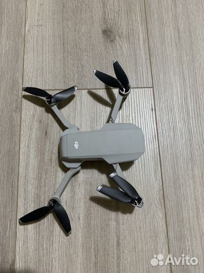 Квадрокоптер dji mavic mini