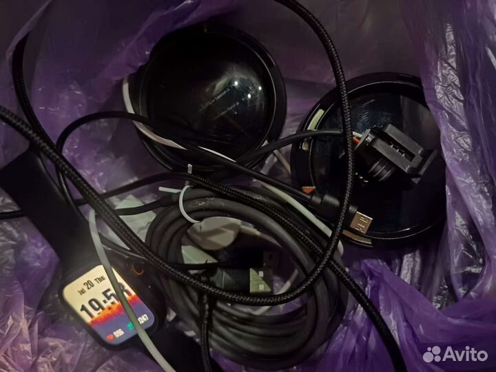 Смарт-часы и датчики для автомобиля