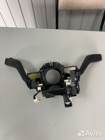 Подрулевой переключатель Volkswagen Passat B6