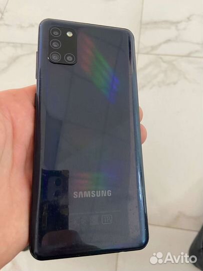 Телефон Samsung а31