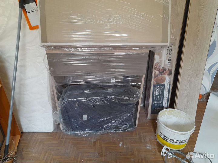 Косметический столик