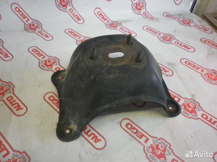 Крепление запаски Toyota RAV4 2 (XA20) 2003