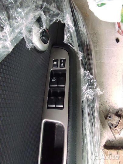 Nissan tiida замок на водительскую дверь