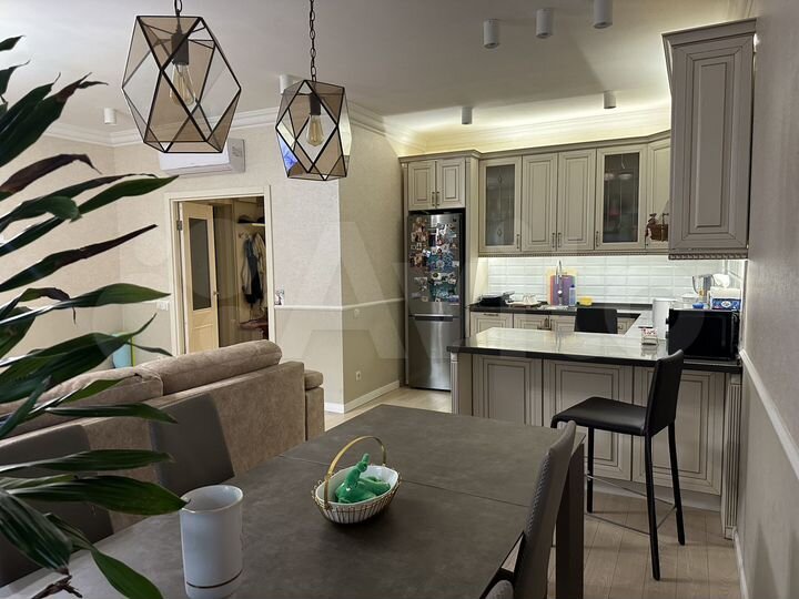 2-к. квартира, 125 м², 1/8 эт.