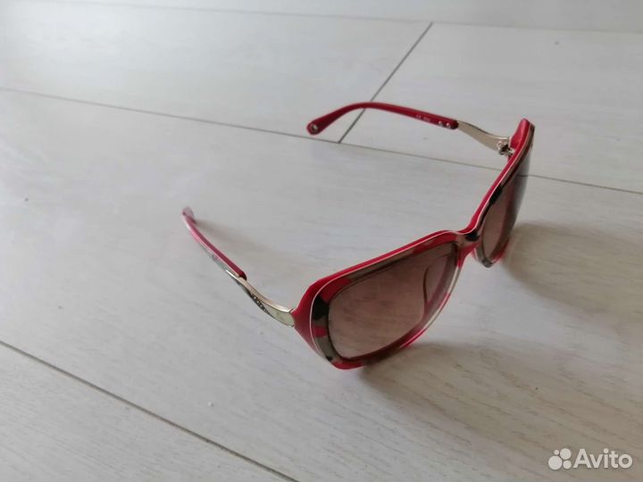 Солнцезащитные очки