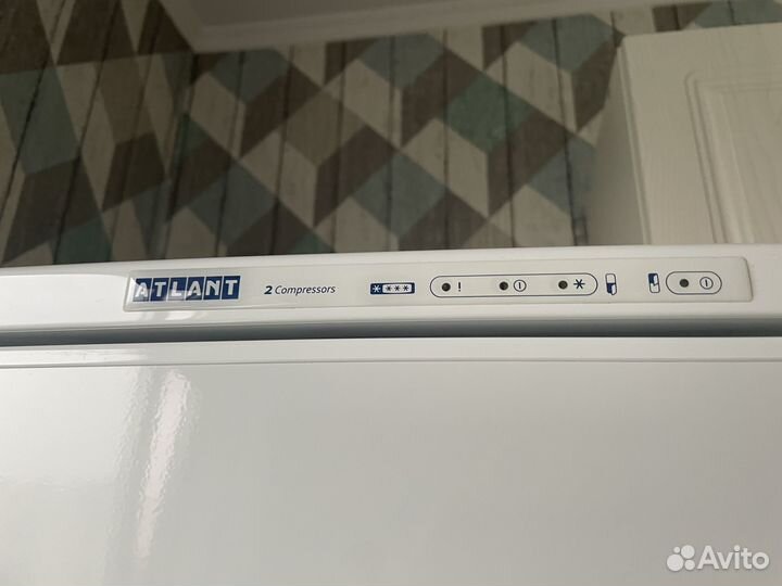 Холодильник бу atlant атлант