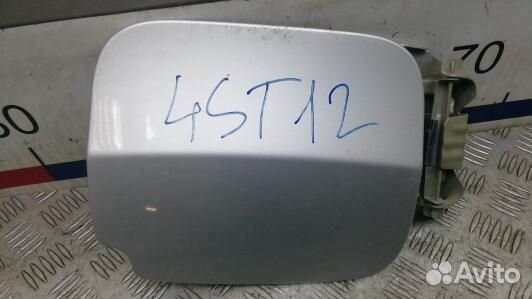 Лючок бака dacia duster 1 (4ST12IC01)