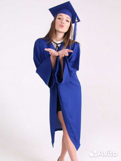 Мантия выпускника в аренду тёмно-синего цвета