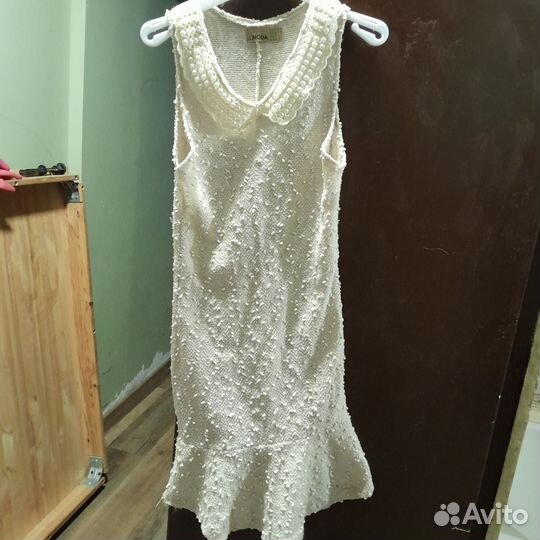 Платье нарядное 40 42