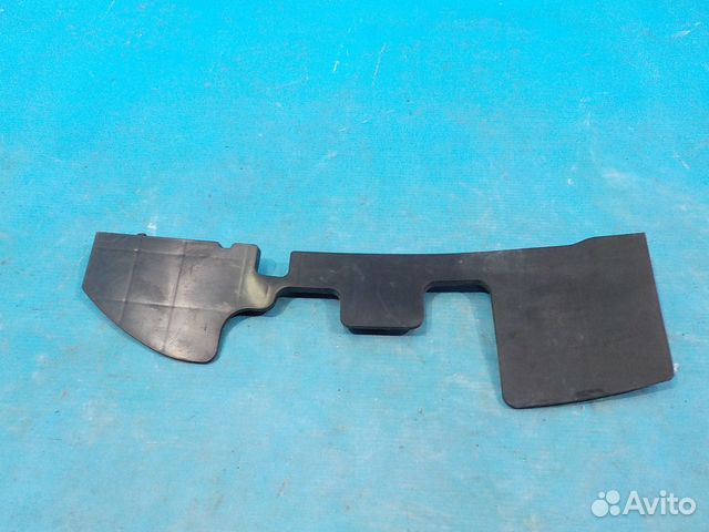 Дефлектор радиатора правый KIA Ceed (ED) 2007-2012