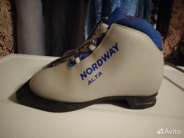 Лыжи детские с ботинками