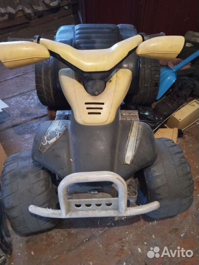 Детский квадроцикл на аккумуляторе