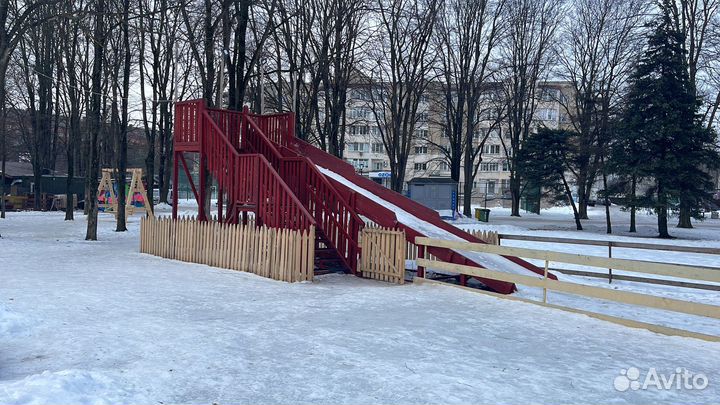 Продаю зимнию деревянную горку