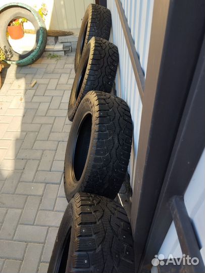 Centara Snow Cutter 215/65 R16 98T