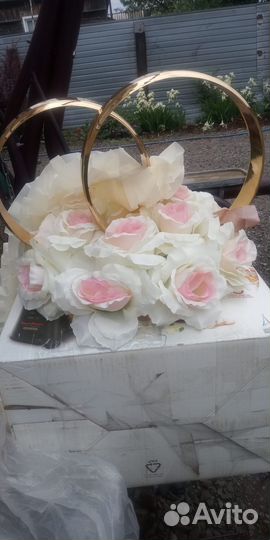 Украшения на свадебную мащинщ