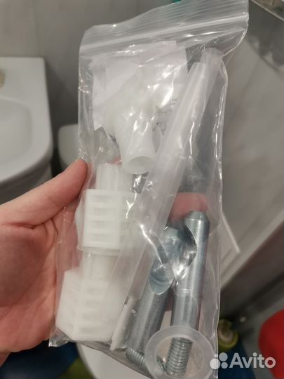 Набор крепежа для монтажа подвесного унитаза