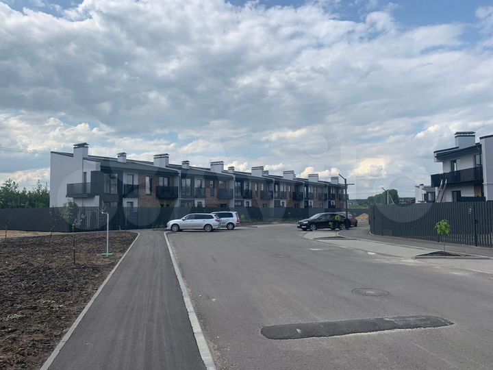 Таунхаус 126 м² на участке 5 сот.