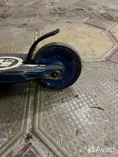 Трюковой самокат Hipe H606