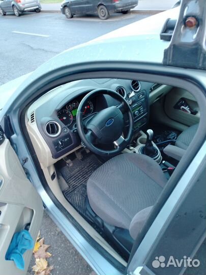 Ford Fusion 1.6 МТ, 2008, битый, 200 000 км