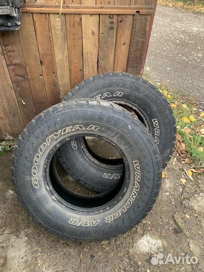 Goodyear Wrangler AT/R 275/70 R16 114T