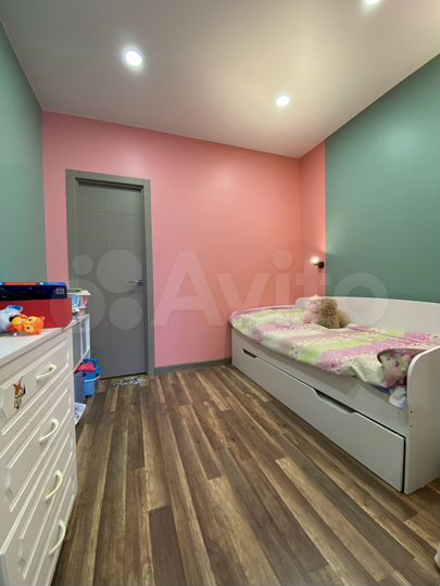 1-к. квартира, 42 м², 2/25 эт.