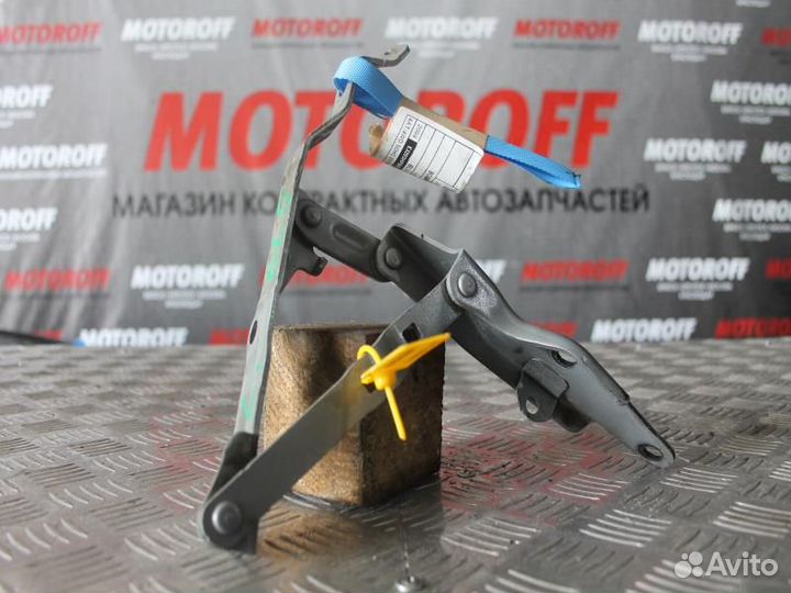 Шарнир капота левый Субару Легаси BP5 А021