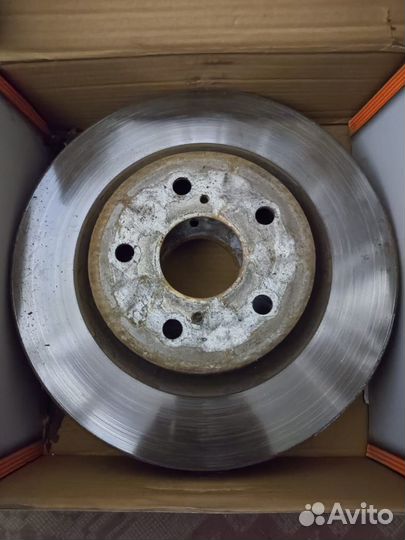 Диски тормозные Toyota Camry 70