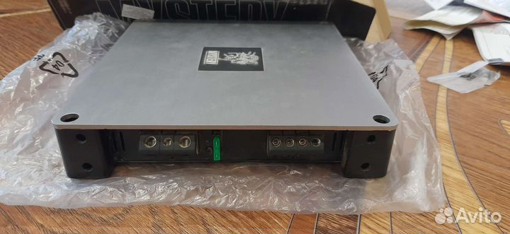 Усилитель мощности звука авто