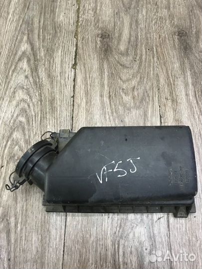 Корпус воздушного фильтра Saab 9-3 кабриолет B204I